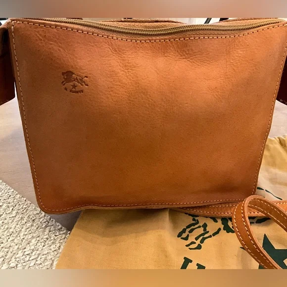 IL Bisonte Leather Bag in natural